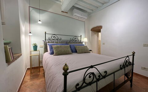 Casa Del Borgo: Furniture, Property, Building, Comfort, Bed, Bed Frame, Interior Design, Floor, Wood