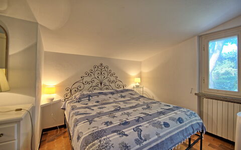 Le Dune: Furniture, Property, Comfort, Building, Azure, Wood, Textile, Bed Frame, Interior Design, Bed