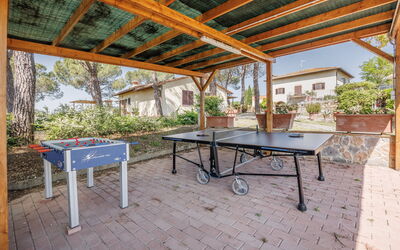 Anita , Holiday Home With Pool, Wifi, Colle Di Val