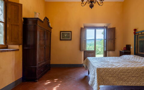 Villa Belvedere - Ambra: Furniture, Interior Design, Flooring, Room, Ceiling, Floor, Bedroom, Wood Stain, Chair, Bed Frame