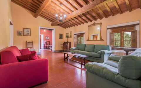 Fonte Nuova - Badia Agnano, Toscana: Furniture, Couch, Table, Comfort, Flooring, Window, Architecture, Picture Frame, Living Room, Floor