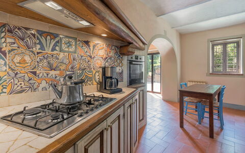 Fonte Nuova - Badia Agnano, Toscana: Furniture, Property, Cabinetry, Countertop, Picture Frame, Table, Wood, Interior Design, Kitchen, Lighting