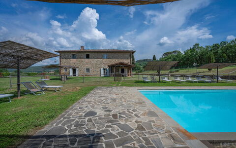 Leopolda In Selvarella Pool And Wi-fi: Cloud, Sky, Plant, Water, Property, Azure, Building, Tree, Shade, Swimming Pool