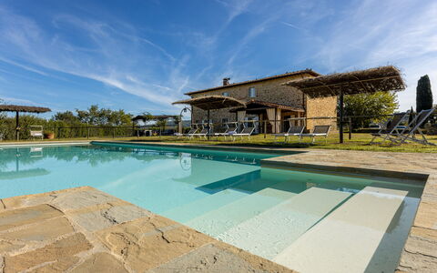Villa Leopolda Selvarella: Land Lot, Swimming Pool, Cottage, Farmhouse, Estate, Outdoor Furniture, Villa, Backyard, Landscaping, Eco Hotel