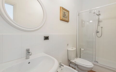 Massarosa Front Lake, The Gargoyles: Mirror, Plumbing Fixture, Tap, Bathroom Sink, Sink, Building, Bathroom, Black, Purple, Interior Design