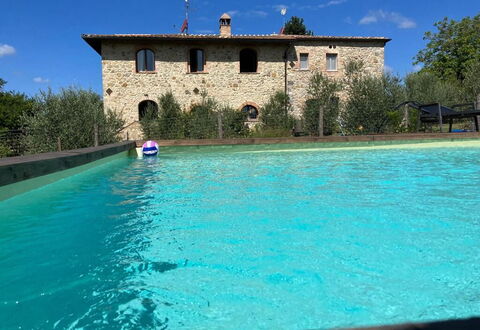 Alice - Podere Ribatti - Casole D'elsa, Toscana: Water, Building, Sky, Plant, Swimming Pool, Nature, Tree, Leisure, House, Cloud