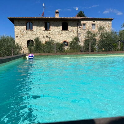 Alice - Podere Ribatti - Casole D'elsa, Toscana: Water, Building, Sky, Plant, Swimming Pool, Nature, Tree, Leisure, House, Cloud