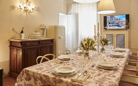 Casa Ada e Sabo: Table, Furniture, Property, Chair, Cabinetry, Tableware, Decoration, Lighting, Interior Design, Drawer