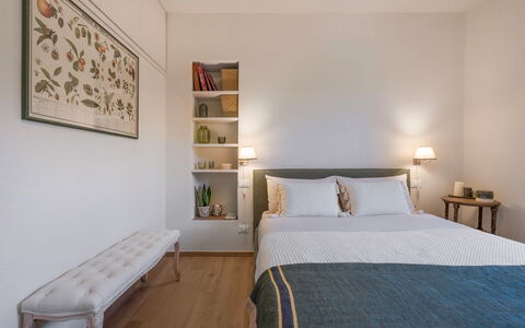 Il Nespolo Charming Apartment Fonterutoli - Siena,: Furniture, Property, Wood, Comfort, Textile, Interior Design, Floor, Wall, Hardwood, Shelf