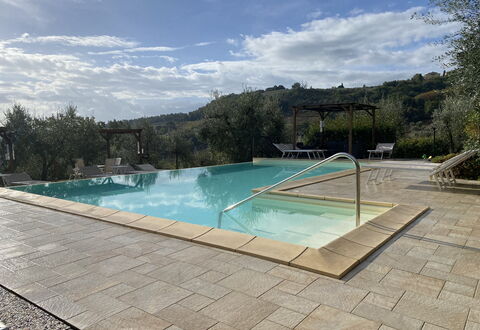 Villa Le Ripe - Gambassi Terme, Toscana: Water, Cloud, Sky, Water Resources, Swimming Pool, Rectangle, Outdoor Furniture, Tree, Shade, Plant