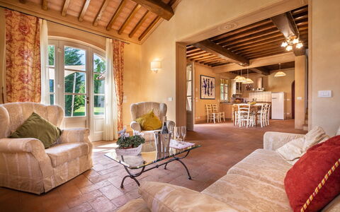 Le Vigne 4: Furniture, Property, Comfort, Building, Interior Design, Wood, Architecture, Floor, Flooring, Couch