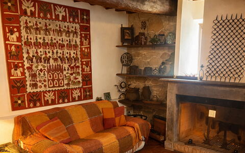 Molin Barletta, Private Pool, Nature - Marliana, T: Flooring, Wood, Interior Design, Floor, Furniture, Room, Brown, Ceiling, Living Room, Hardwood