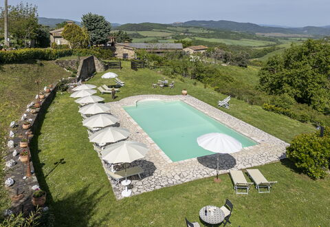 Podere Marcigliana - Radicondoli: Plant, Sky, Tree, Land Lot, Swimming Pool, Urban Design, Landscape, Leisure, Shade, Grass