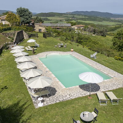 Podere Marcigliana - Radicondoli: Plant, Sky, Tree, Land Lot, Swimming Pool, Urban Design, Landscape, Leisure, Shade, Grass