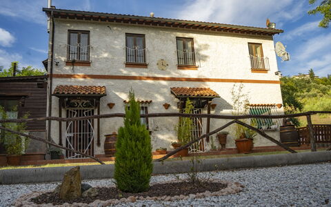 Podere Vallino: Cloud, Plant, Sky, Window, Building, House, Tree, Vegetation, Land Lot, Wall