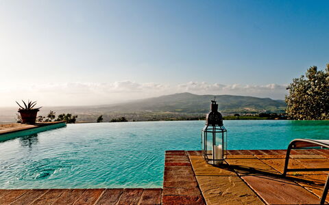 Cottage Botinaccio: Water, Sky, Property, Swimming Pool, Azure, Outdoor Furniture, Rectangle, Body Of Water, Tree, Wood
