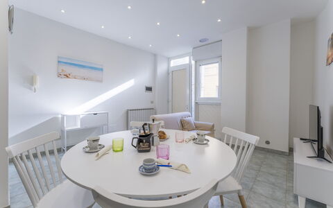 Casa Verdi,near The Beach - Viareggio, Toscana: Table, Furniture, Property, Chair, Tableware, Couch, Building, Interior Design, Kitchen & Dining Room Table, House