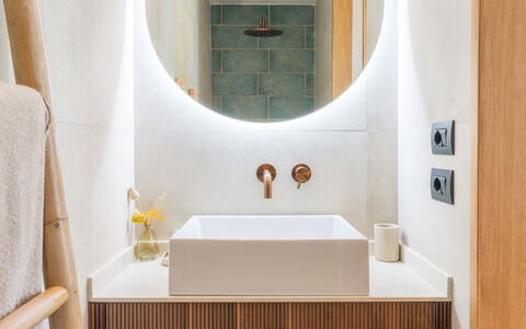 Pendolino Spereto Apartment With Pool, Montaione: Wall, Interior Design, Flooring, Wood, Floor, Plumbing Fixture, Bathroom, Home, Bathroom Cabinet, Lighting