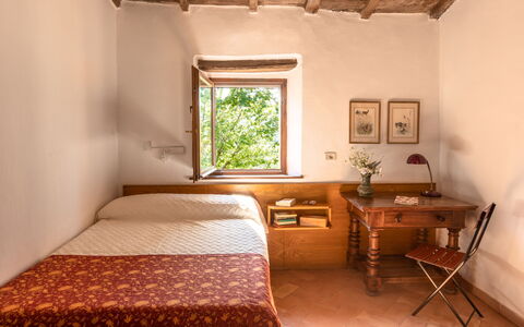 Villa Amiata: Building, Furniture, Property, Window, Plant, Comfort, Picture Frame, Wood, Textile, Interior Design