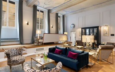 Pazzi Penthouse Luxury Apartment in Florence by Pa