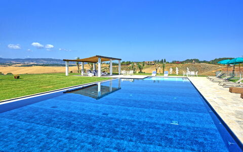 Villa Campana: Sky, Water, Plant, Swimming Pool, Azure, Cloud, Leisure, Shade, Building, Outdoor Furniture