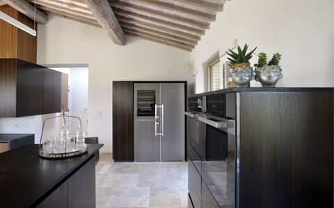 Villa Velari In Volterra With Private Pool, Ac: Countertop, Cabinetry, Property, Building, Wood, Interior Design, Kitchen, Plant, Floor