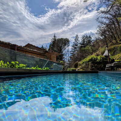 Mulino Morandi: Water, Cloud, Sky, Water Resources, Plant, Swimming Pool, Azure, Building, Tree, Natural Landscape