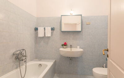 Accommodation:&nbsp;Lavanda