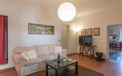 Lavanda: Table, Picture Frame, Furniture, Couch, Azure, Wood, Comfort, Living Room, Architecture, Interior Design