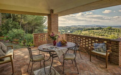 Accommodation:&nbsp;Leccino 5