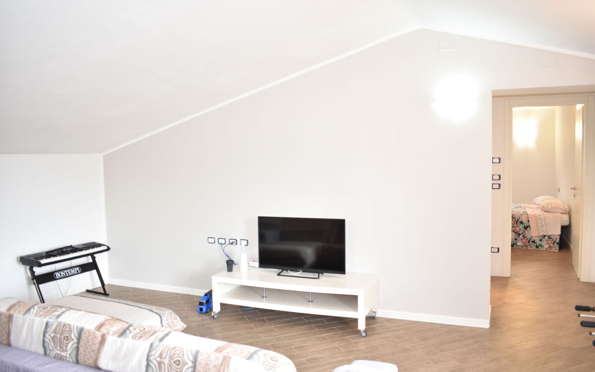 Accommodation:&nbsp;Tiberina 2