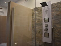 Accommodation:&nbsp;Tiberina 2