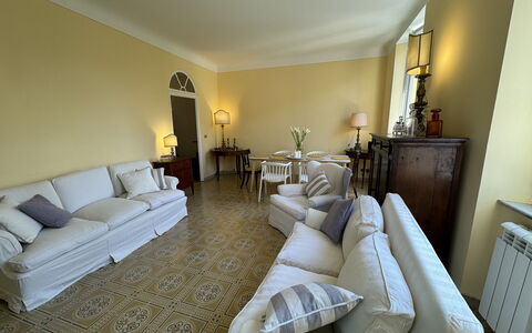 Piazza S. Romano: Furniture, Table, Property, Couch, Building, Comfort, Picture Frame, Interior Design, Living Room, Floor