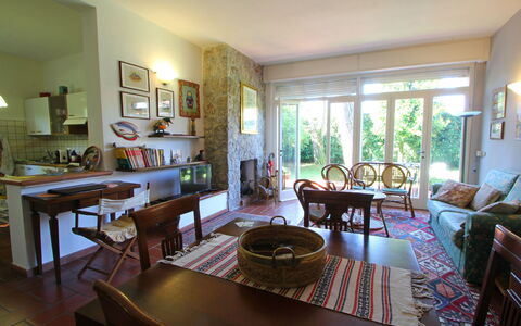 Casa La Pineta: Furniture, Table, Property, Couch, Picture Frame, Chair, Wood, Interior Design, Floor, Wall