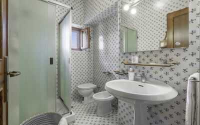 Casa Martina, Piazza Delle Erbe, San Gimignano