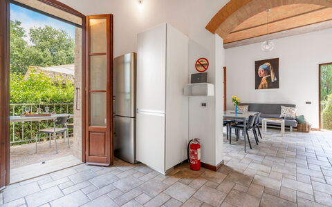 Torri 15 Holiday Home: Plant, Property, Building, Houseplant, Wood, Door, Interior Design, Picture Frame, Floor