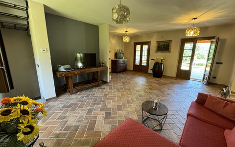 Casa Viviani: Furniture, Picture Frame, Chair, Building, Wood, Window, Lighting, Table, Architecture, Living Room