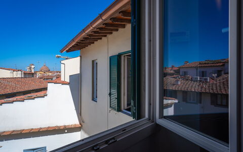 Belle Donne Apartment, Tornabuoni, Florence, Wifi: Sky, Building, Window, Wood, Shade, Urban Design, House, Real Estate, Facade