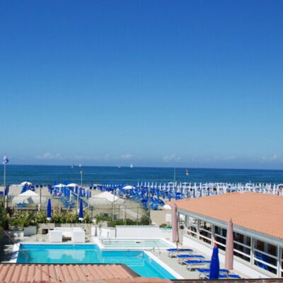 Boheme With Beach & Breakfast Included: Water, Sky, Cloud, Plant, Coastal And Oceanic Landforms, Swimming Pool, Beach, Leisure, Tree, Horizon