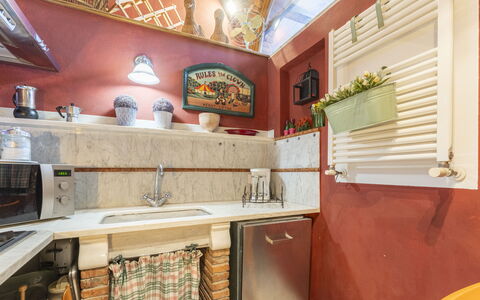 Lounge Flat Camaiore, Wifi, Versilia Coast: Cabinetry, Countertop, Tap, Wood, Kitchen, Building, Interior Design, Lighting, Shelf, Sink