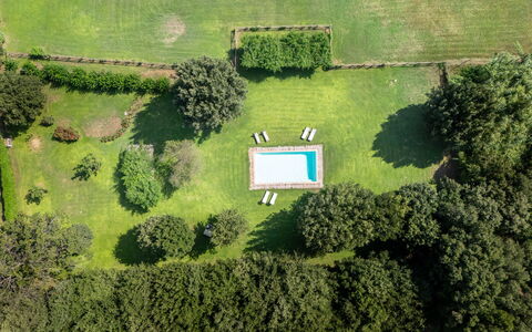 Casale Rosa: Swimming Pool, Garden, Lawn, Shade, Landscaping, Park, Yard, Backyard, Plantation, Evergreen
