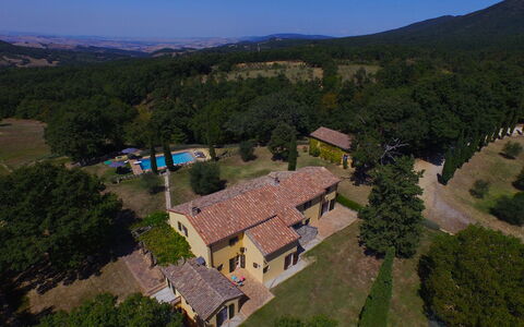 Villa Il Troscione: House, Plain, Home, Landscape, Rural Area, Land Lot, Grassland, Estate, Cottage, Human Settlement