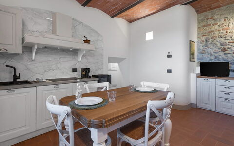 Il Borgo, Borgo Campassini, Monteriggioni: Interior Design, Wall, Furniture, Flooring, Kitchen, Floor, Ceiling, Countertop, Home, Lighting