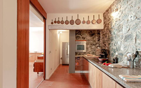 Villa Baia al Mare: Wall, Kitchen, Wood, Flooring, Interior Design, Countertop, Ceiling, Floor, Home, Light Fixture