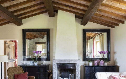 Villa Torre: Furniture, Wall, Interior Design, Wood, Flooring, Ceiling, Floor, Lighting, Living Room, Home