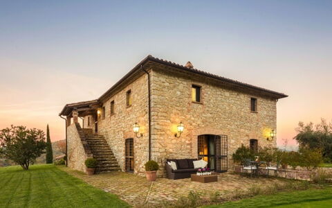 Villa Sibilla: Grass, Architecture, Landscape, Land Lot, House, Rural Area, Home, Cottage, Estate, Farmhouse