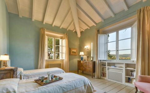 Villa Moscato: Furniture, Wall, Interior Design, Bedroom, Home, Ceiling, Bed, Flooring, House, Room