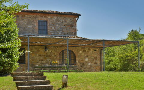 Villa Ginevra: Cottage, Estate, Farmhouse, Garden, Lawn, Yard, Backyard, Stone Wall, Landscaping