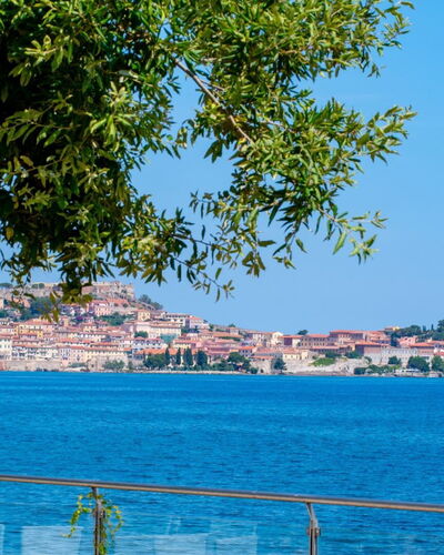 Terrazza Dell'Elba: Blue, Sky, Water, Body Of Water, Horizon, Summer, Coastal And Oceanic Landforms, Sea, Coast, Bank