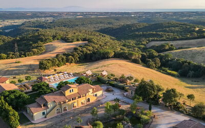 Accommodation:&nbsp;Le Debbiare 500.11